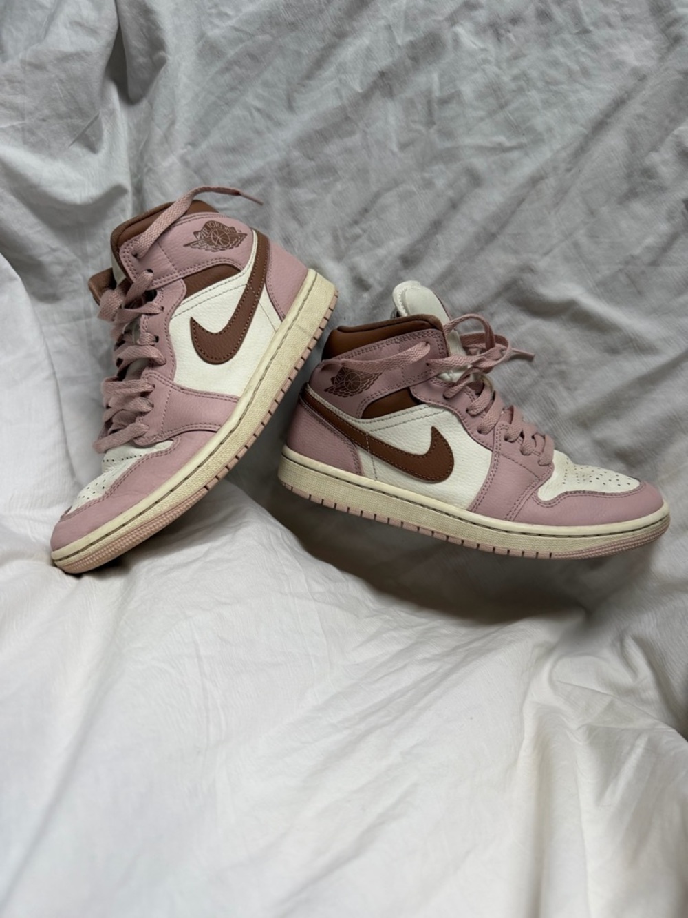 NIKE AIR JORDAN 1 Mid - Women's Pink and Brown